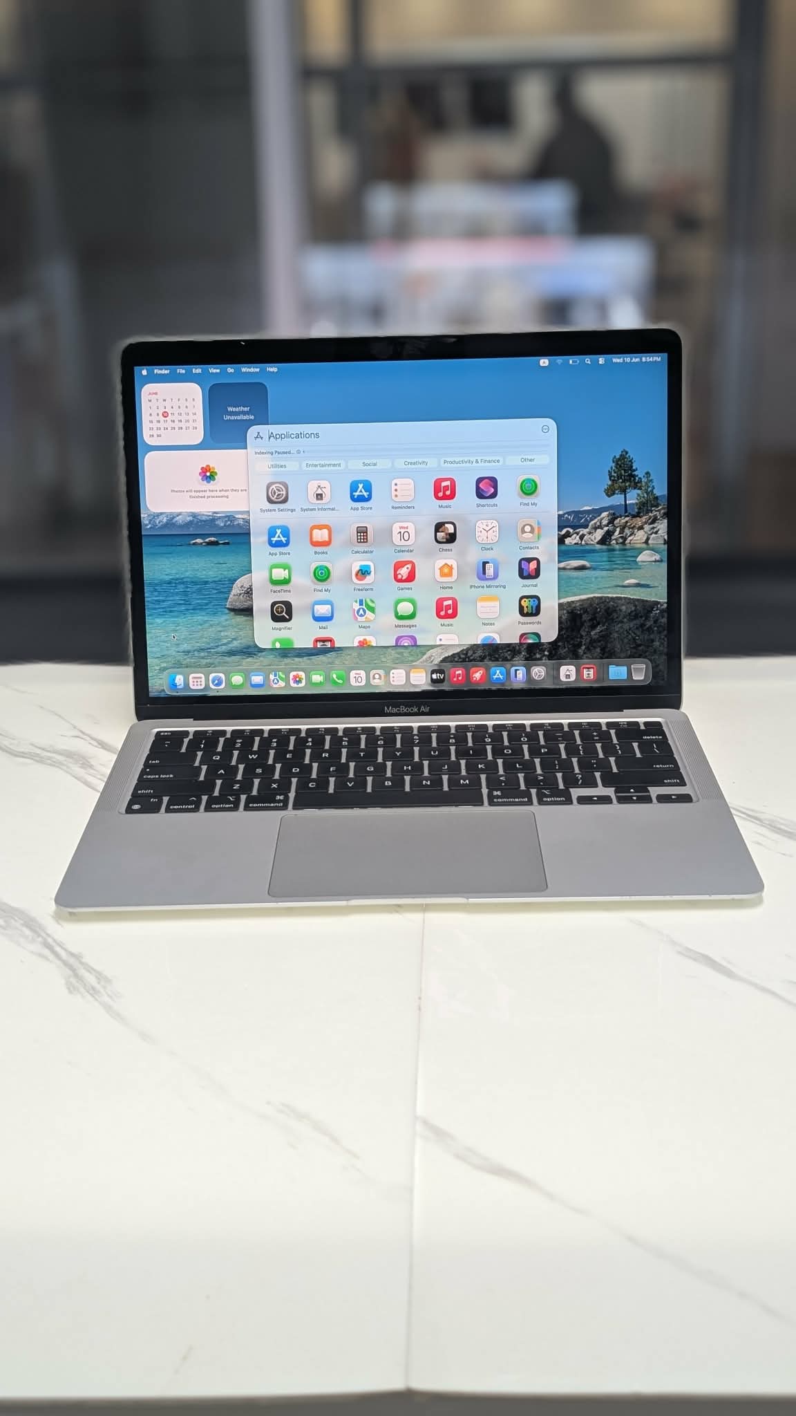 Apple MacBook Air 2020 13″ (M1, 256GB) 🔥$550